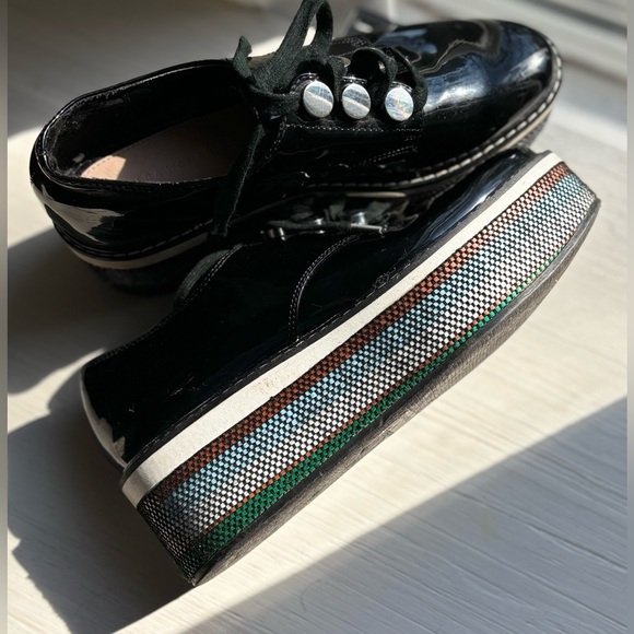 Worn only twice - Picture 1 of 3